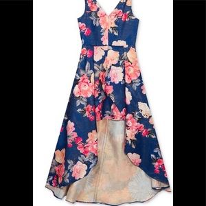 Eaitiful floral dress form rare editions size 12